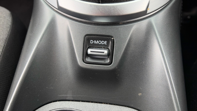 Nissan Juke 1.6 Hybrid N-Connecta 5dr Auto Hybrid Hatchback